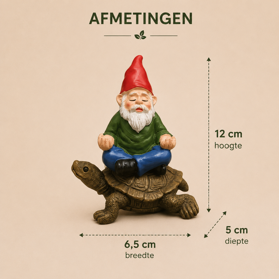 Afmetingen kabouter op schildpad: 7,6 cm hoog, 6,5 cm breed en 5 cm diep